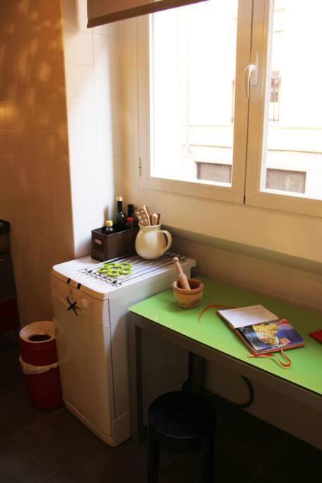 Exclusivo Y Acogedor Apartamento Con Balcon En Chueca, Con Aire Acondicionado Y Calefaccion Madrid Extérieur photo